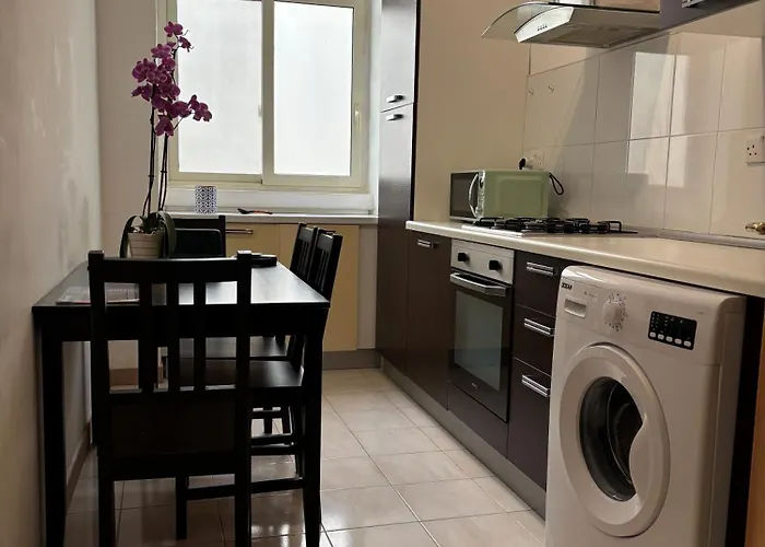 Cozy One Bedroom Apartment